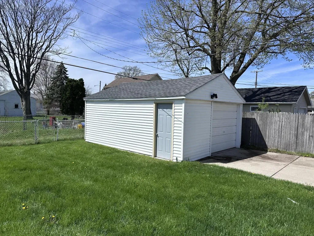 3616 16th Street Wyandotte City MI 48192