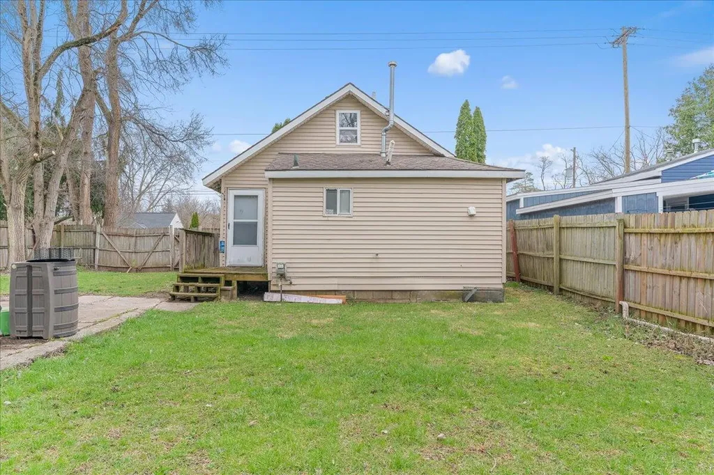 4924 Pleasant Grove Road Ingham Township MI 48910