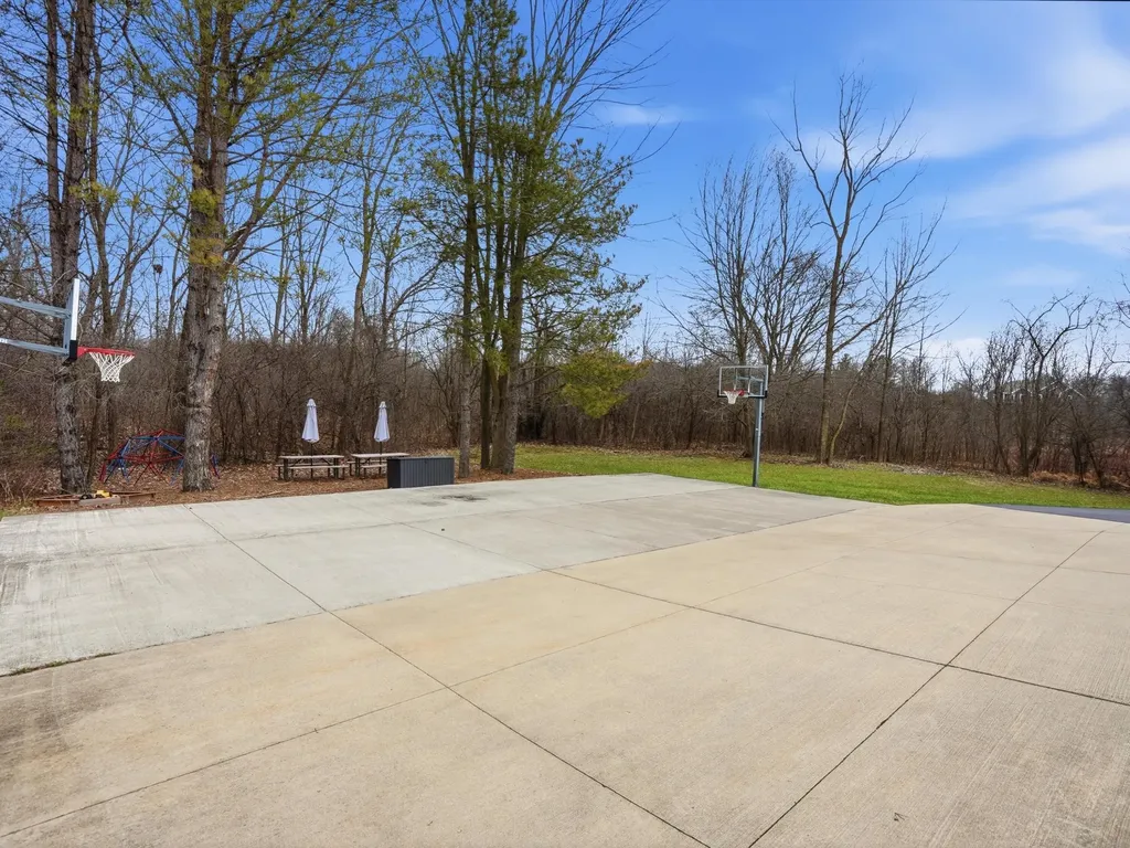 5733 Pontiac Trail Northfield Township MI 48105