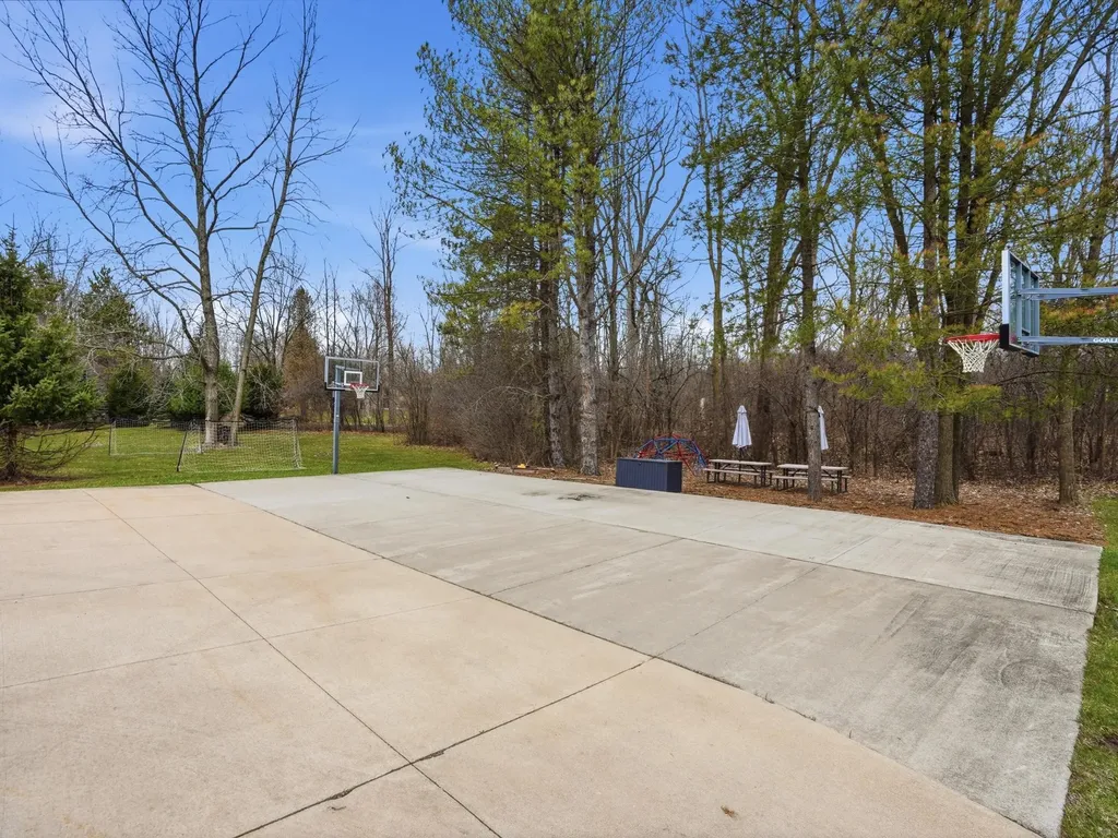 5733 Pontiac Trail Northfield Township MI 48105