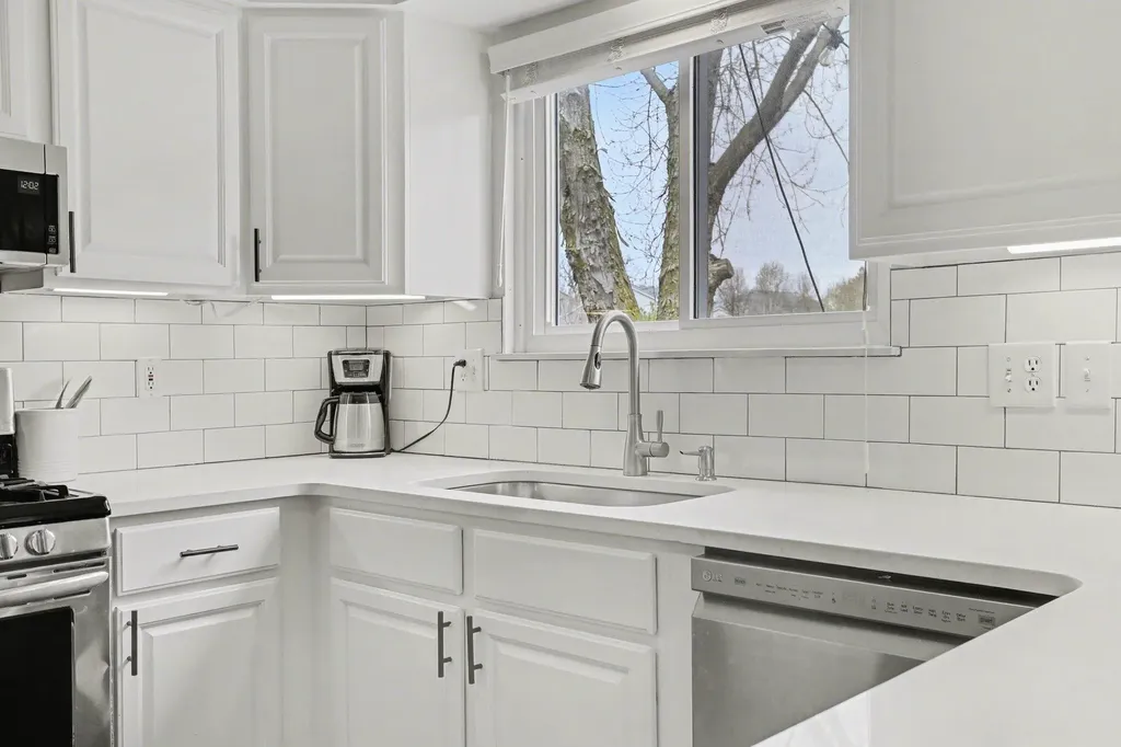 5941 Cottonwood Drive Pittsfield Charter Township MI 48197