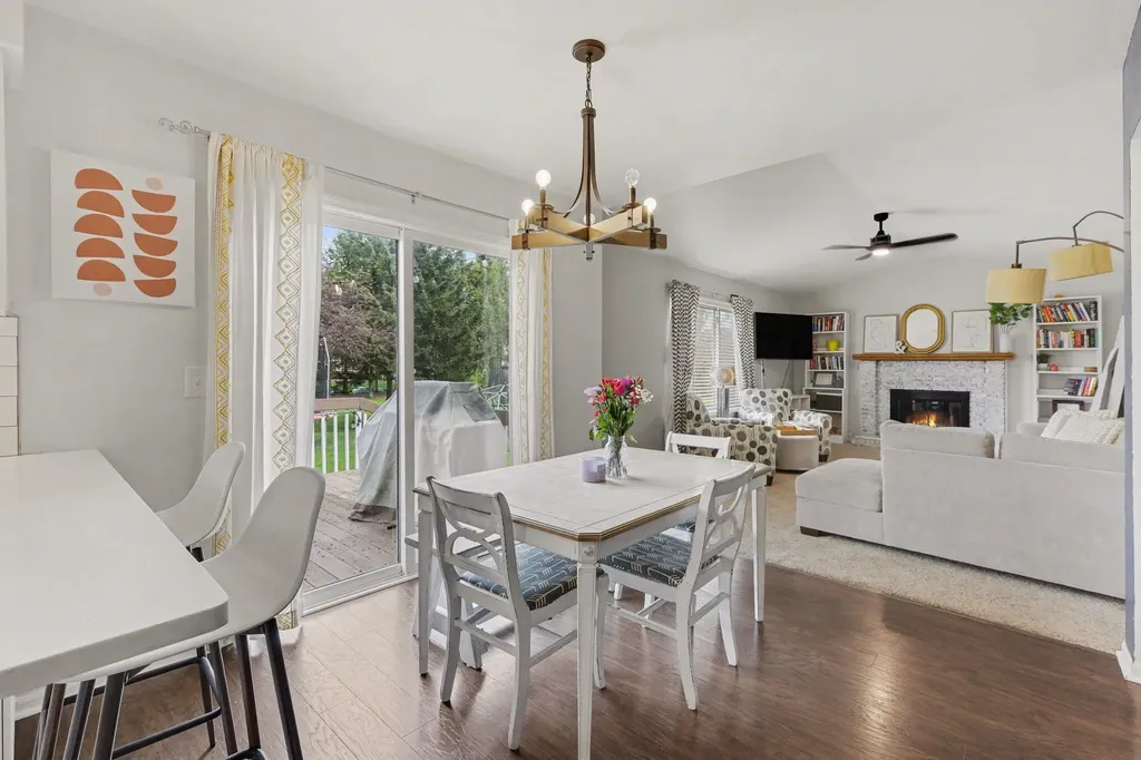 5941 Cottonwood Drive Pittsfield Charter Township MI 48197