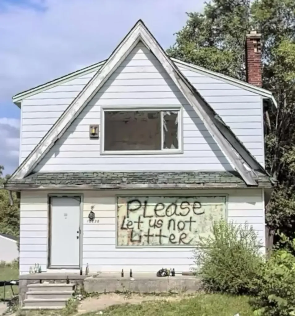 12828 Strathmoor Street Detroit City MI 48227