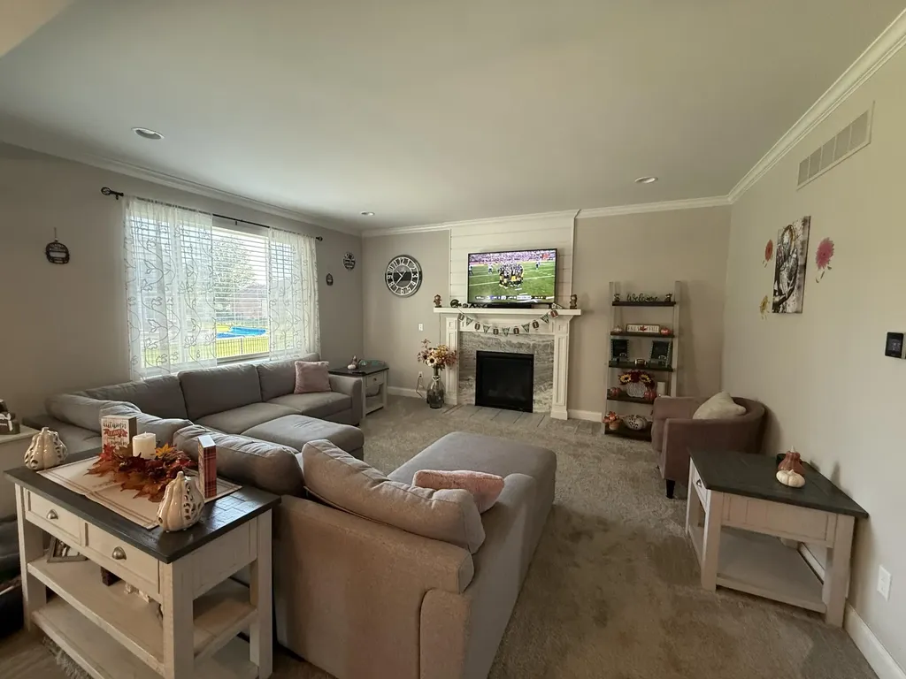 29371 Bayside Circle N Chesterfield Township MI 48047