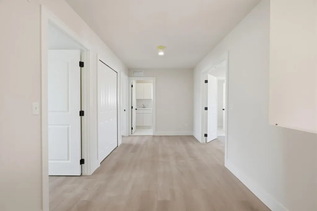 30493 Brush Street Madison Heights City MI 48071