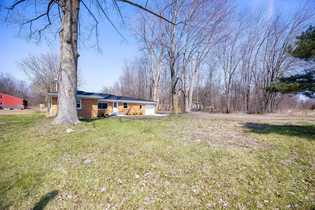 5424 Oakville Waltz Road Sumpter Township MI 48164