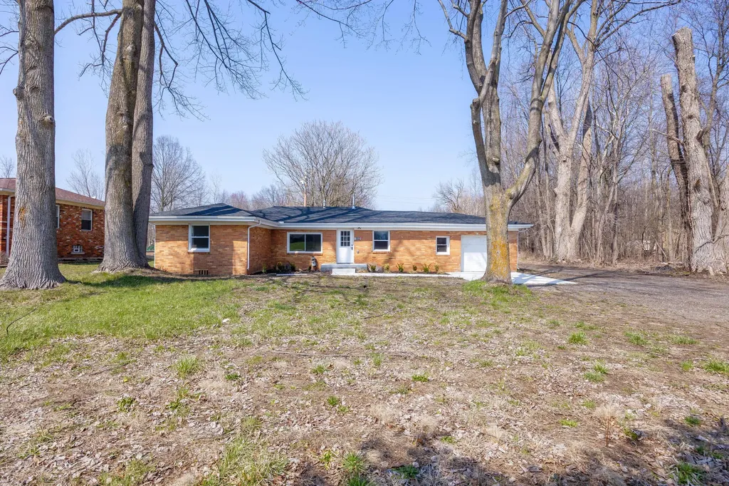5424 Oakville Waltz Road Sumpter Township MI 48164