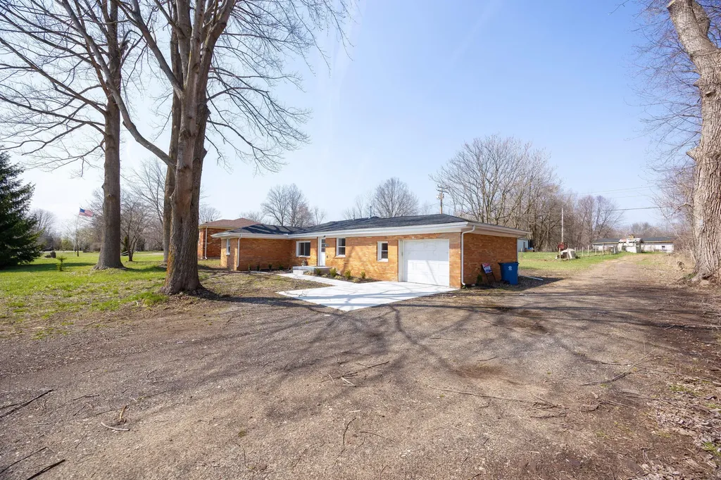 5424 Oakville Waltz Road Sumpter Township MI 48164