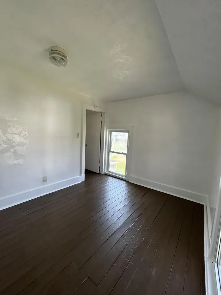 714 N Maple Grove Avenue Hudson City MI 49247