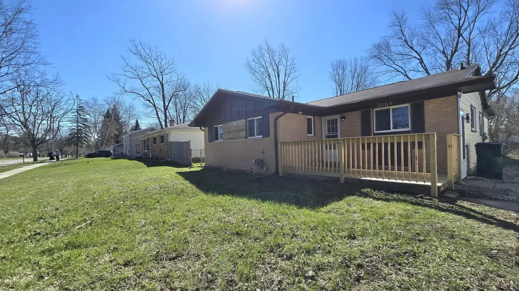 3109 Risdale Avenue Lansing City MI 48911