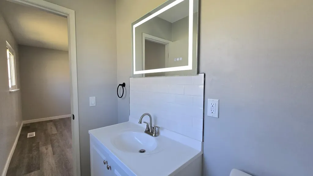 3109 Risdale Avenue Lansing City MI 48911