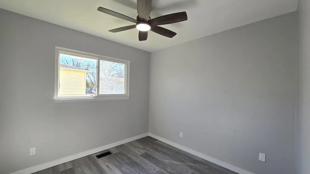 3109 Risdale Avenue Lansing City MI 48911
