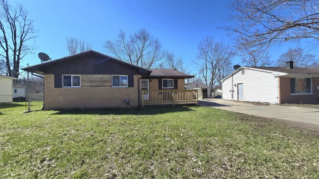 3109 Risdale Avenue Lansing City MI 48911