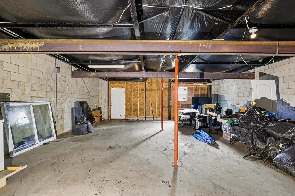 9491 Thorne Road Unknown City MI 49246