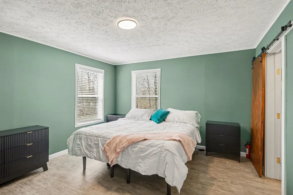9491 Thorne Road Unknown City MI 49246
