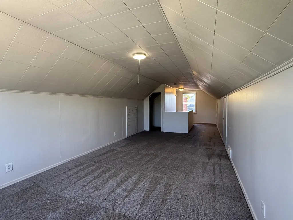 15305 Evergreen Avenue Eastpointe City MI 48021