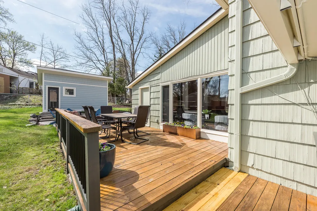 1307 Beechwood Drive Ann Arbor City MI 48103
