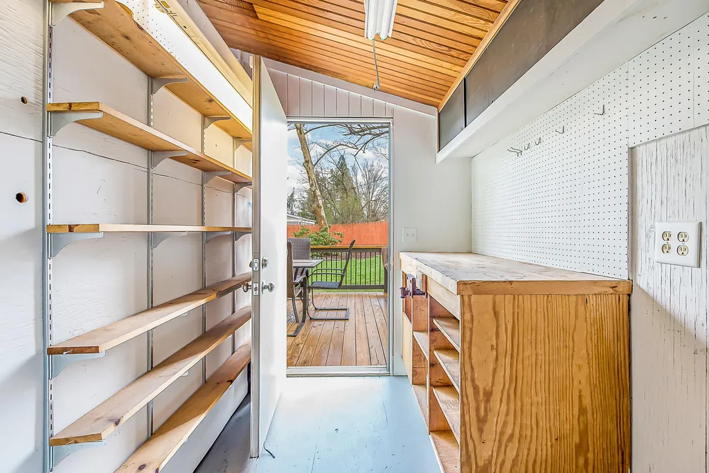 1307 Beechwood Drive Ann Arbor City MI 48103