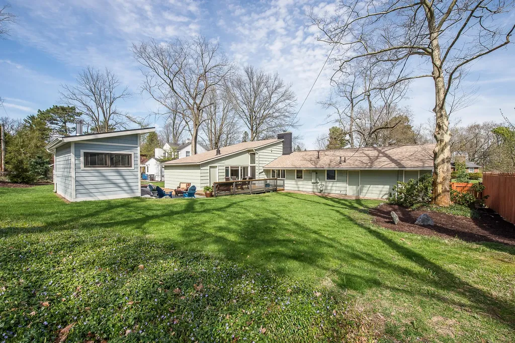 1307 Beechwood Drive Ann Arbor City MI 48103