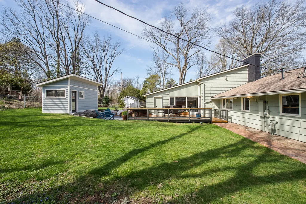 1307 Beechwood Drive Ann Arbor City MI 48103