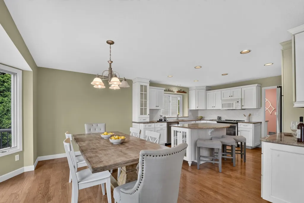 805 Marlpool Drive Saline City MI 48176
