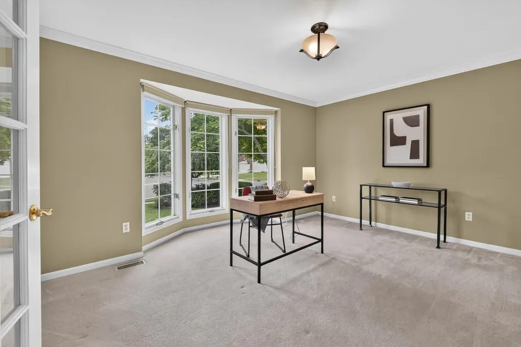 805 Marlpool Drive Saline City MI 48176