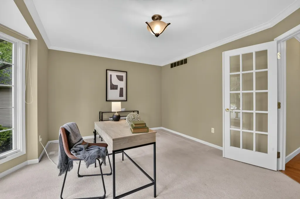 805 Marlpool Drive Saline City MI 48176