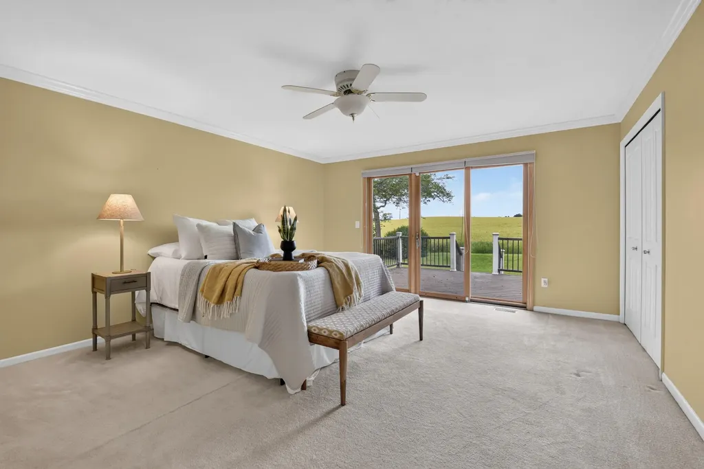 805 Marlpool Drive Saline City MI 48176