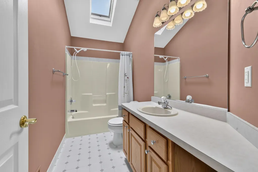 805 Marlpool Drive Saline City MI 48176