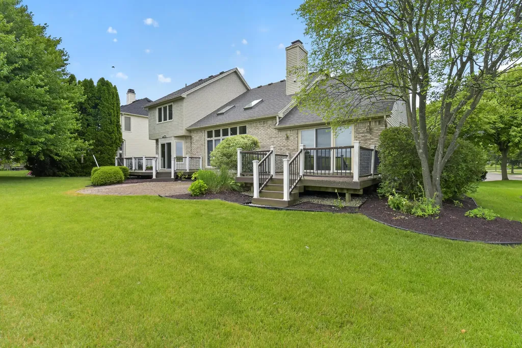 805 Marlpool Drive Saline City MI 48176