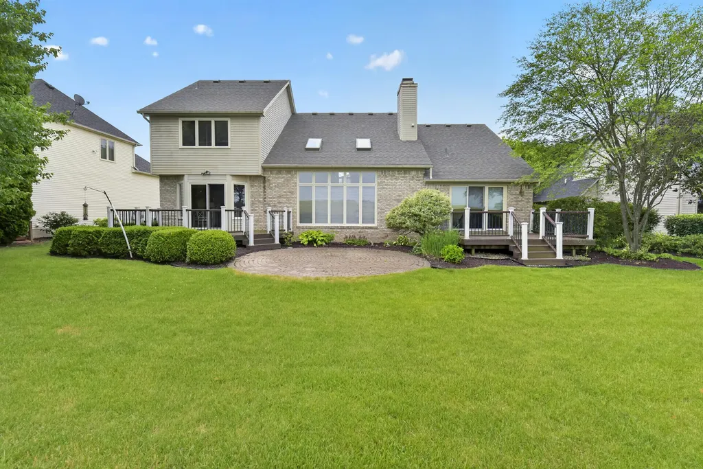 805 Marlpool Drive Saline City MI 48176