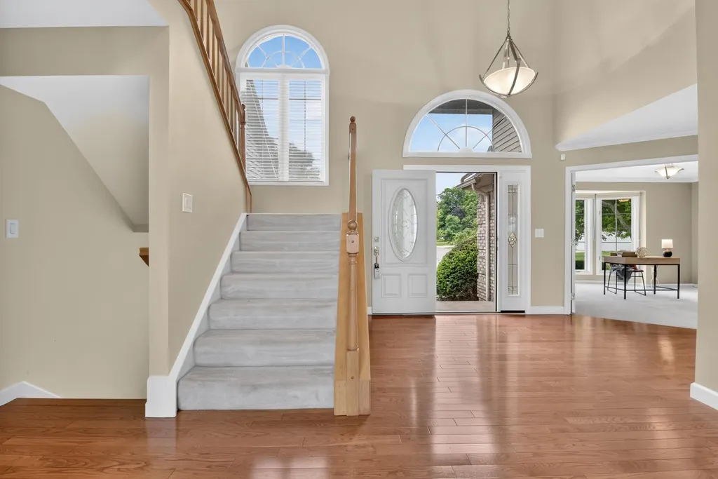 805 Marlpool Drive Saline City MI 48176