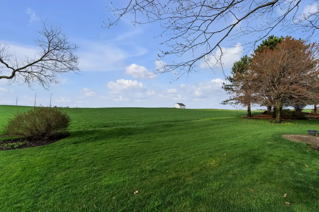 805 Marlpool Drive Saline City MI 48176