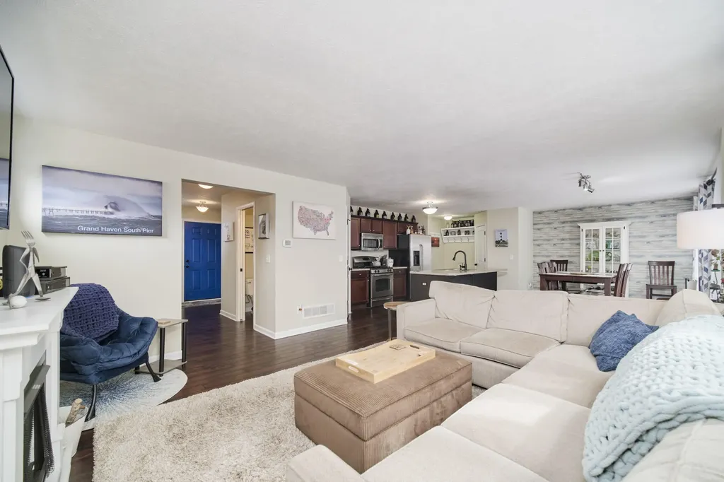 13420 Patchin Drive Crockery Township MI 49448