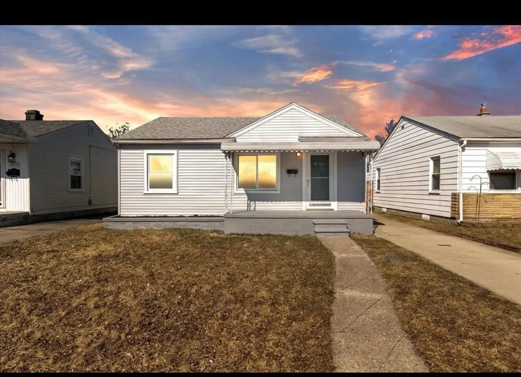 28832 Block Street Garden City City MI 48135
