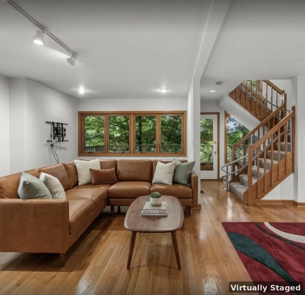 651 N 5th Avenue Ann Arbor City MI 48104