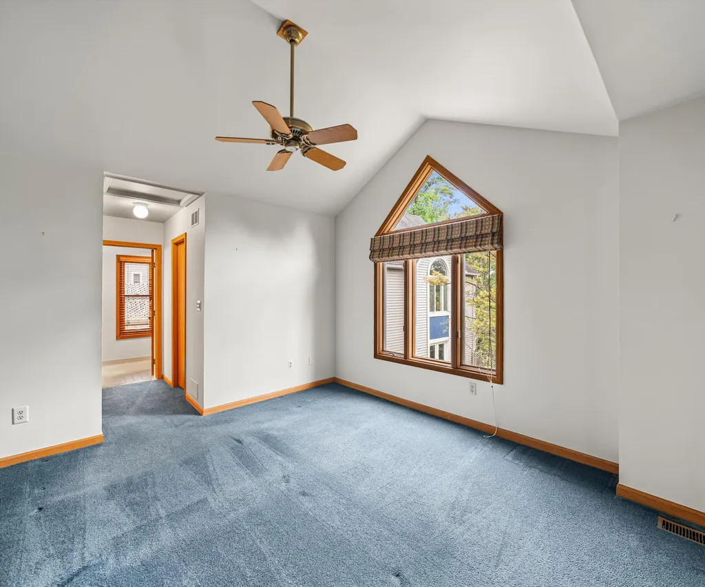651 N 5th Avenue Ann Arbor City MI 48104