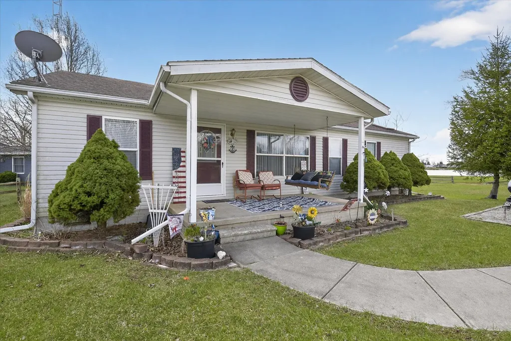 14620 E Merry Drive Amboy Township MI 49232