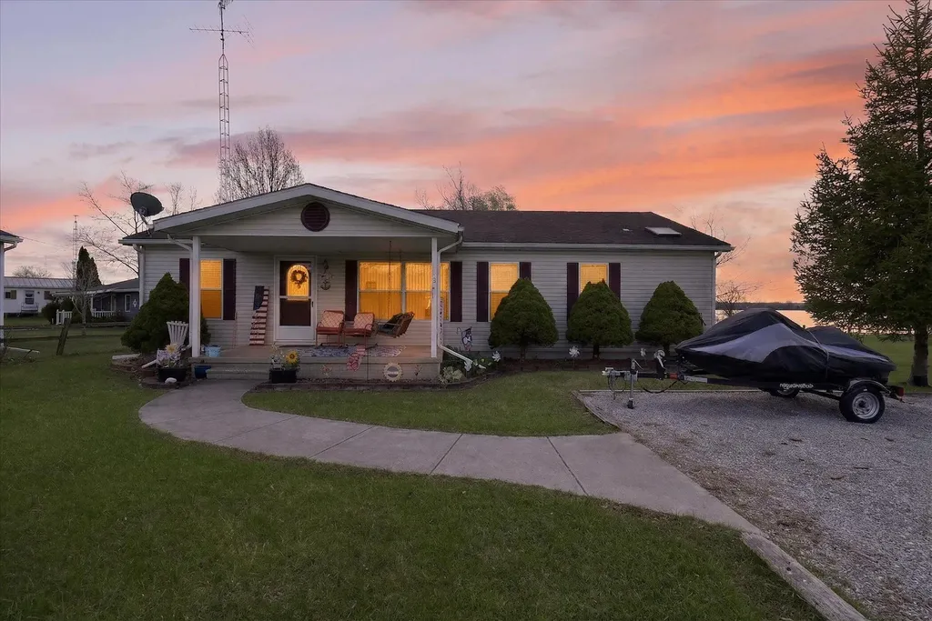 14620 E Merry Drive Amboy Township MI 49232