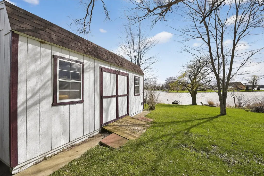 14620 E Merry Drive Amboy Township MI 49232