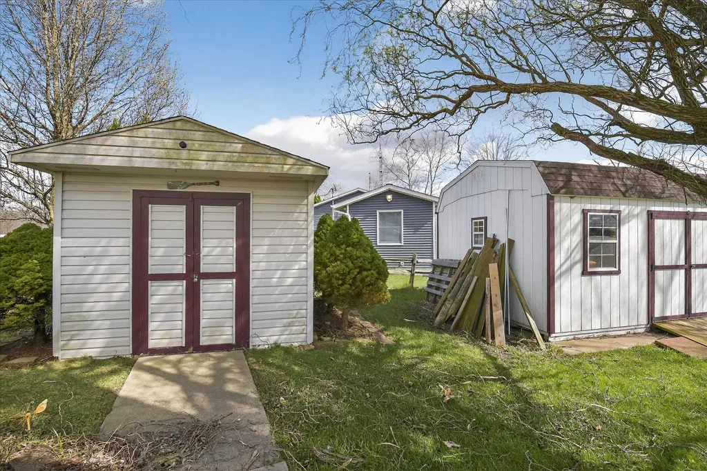 14620 E Merry Drive Amboy Township MI 49232