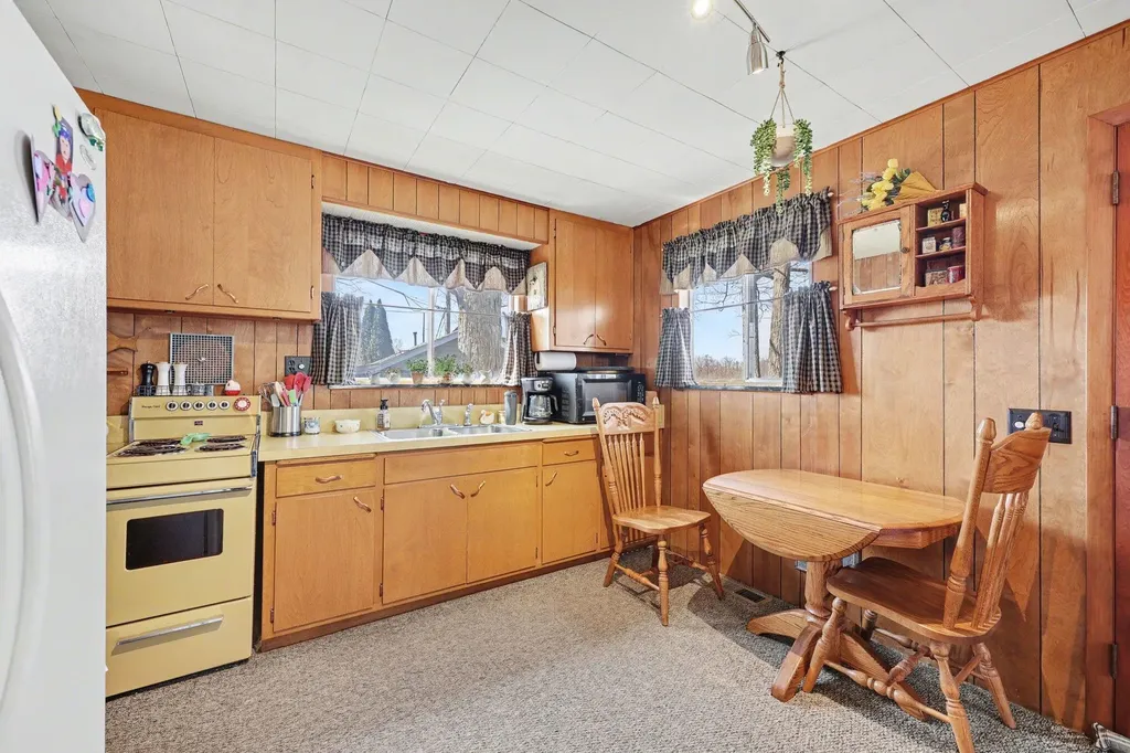 8941 Mott Drive Napoleon Township MI 49201