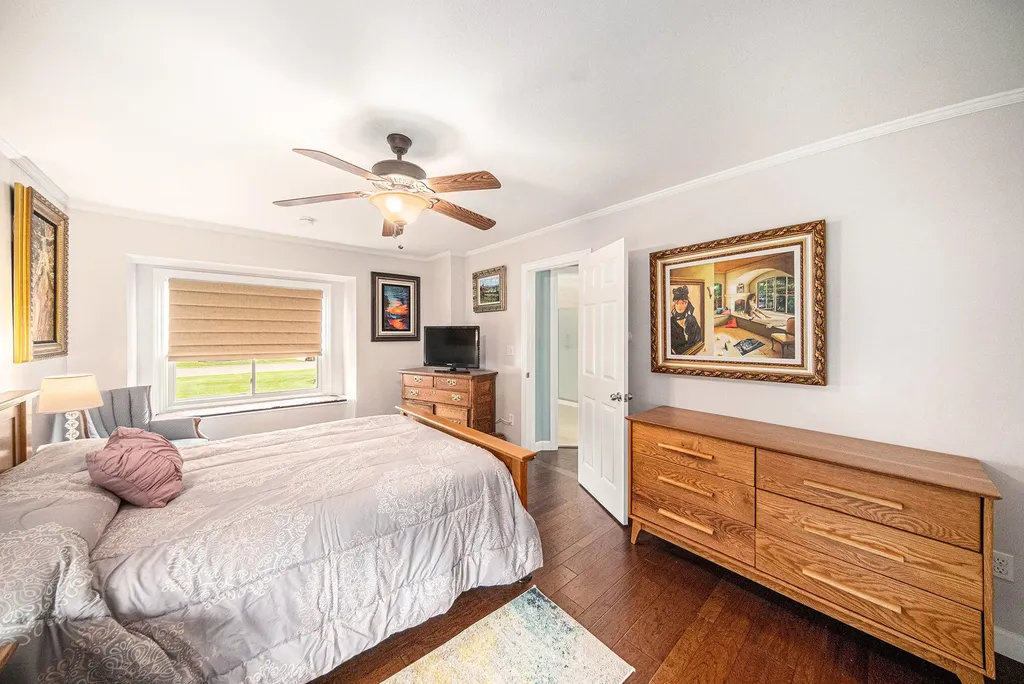 329 Pamela Circle Columbia Township MI 49230