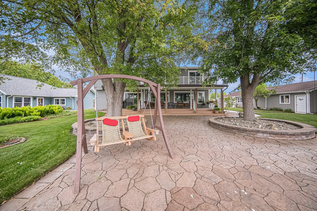 329 Pamela Circle Columbia Township MI 49230