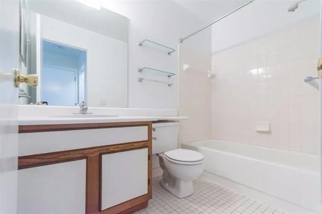735 Clubhouse Drive Ypsilanti Charter Township MI 48197