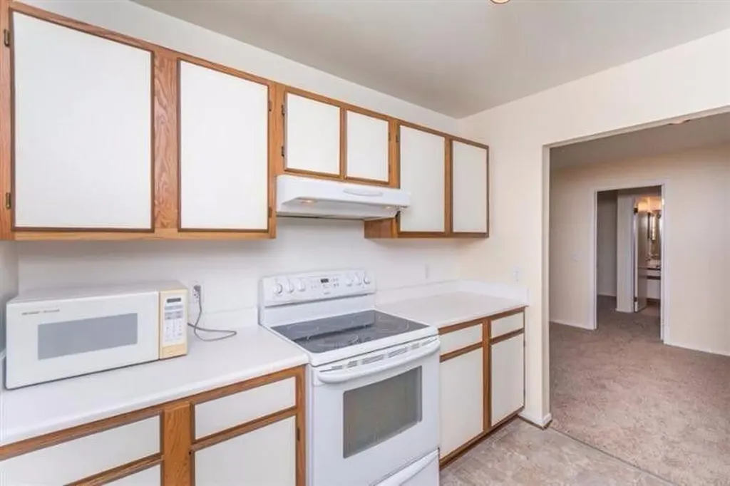 735 Clubhouse Drive Ypsilanti Charter Township MI 48197
