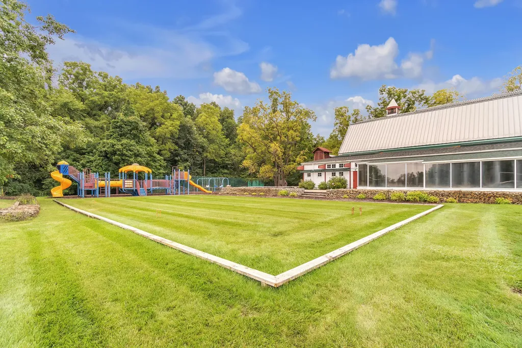 5105 Turtle Point Drive Northfield Township MI 48105