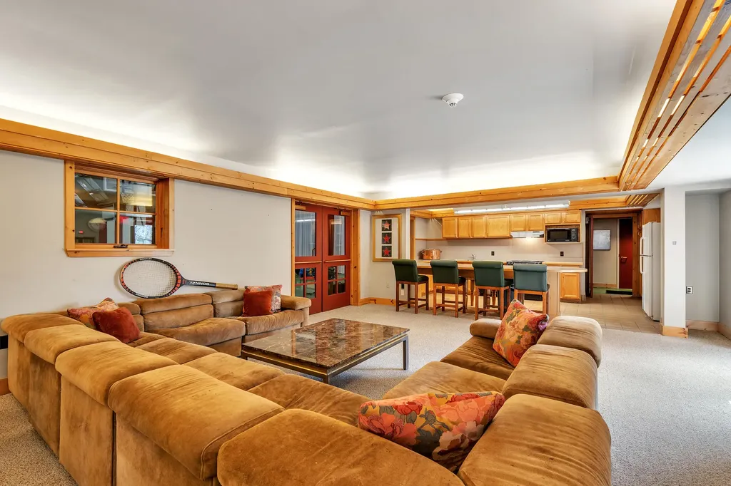 5105 Turtle Point Drive Northfield Township MI 48105