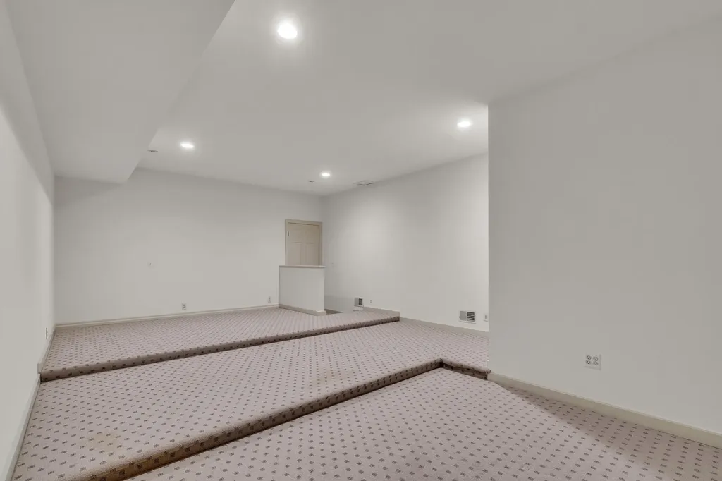 5105 Turtle Point Drive Northfield Township MI 48105