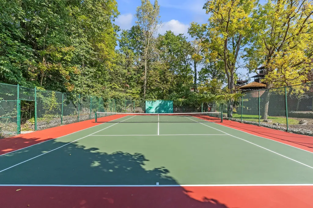 5140 Turtle Point Drive Northfield Township MI 48105